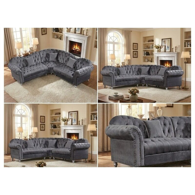 Chesterfield Angolare in Velluto Beige/Grigio – Elegante Divano da Salotto Classico con Braccioli Imbottiti e Bottoni Capitonné – Comfort e Stile per Soggiorno