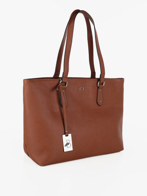 Basile Borsa donna a spalla